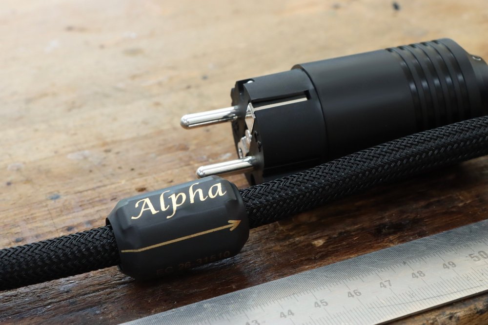 Alpha 阿尔法 实拍3