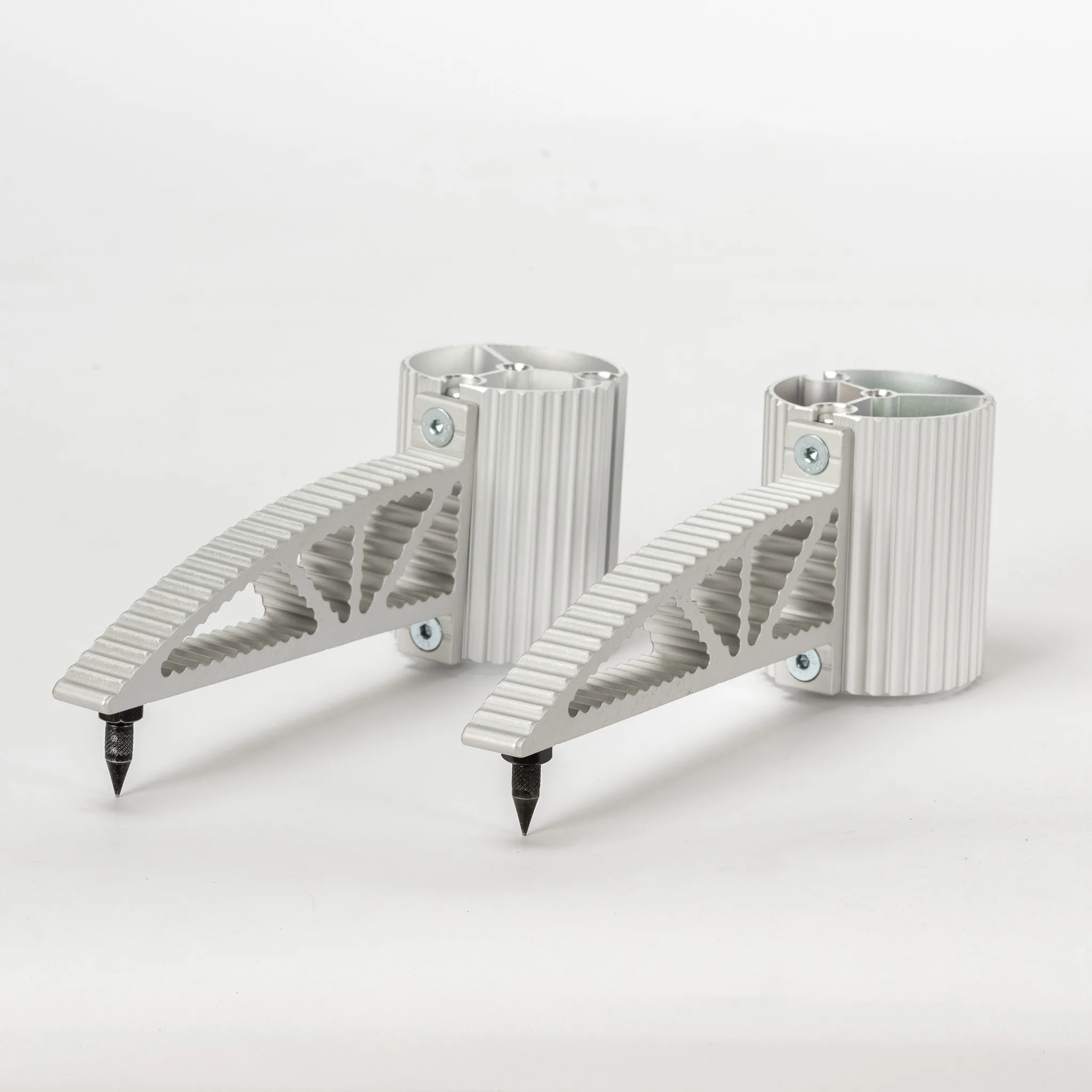 Balance feet for single and double shelf size